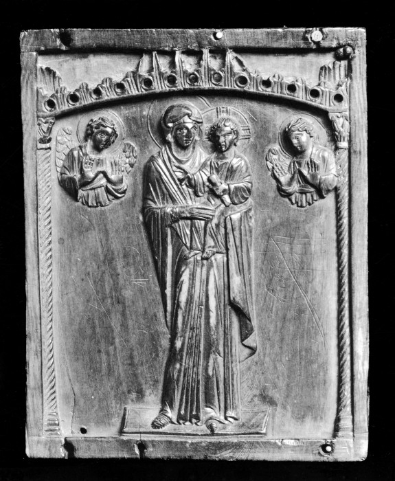 Virgin and Child with Two Angels | 71.293 | The Walters Art Museum