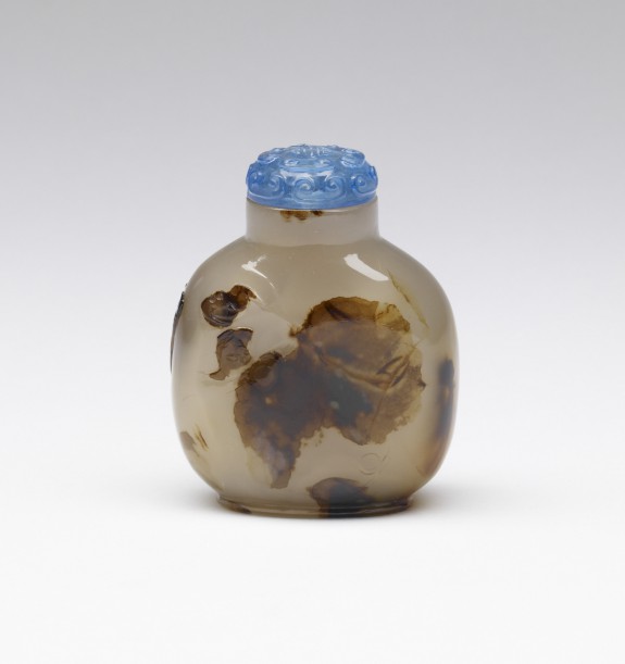 Snuff Bottle with Vine