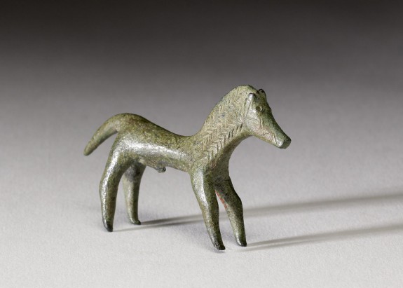 Horse with Incised Mane