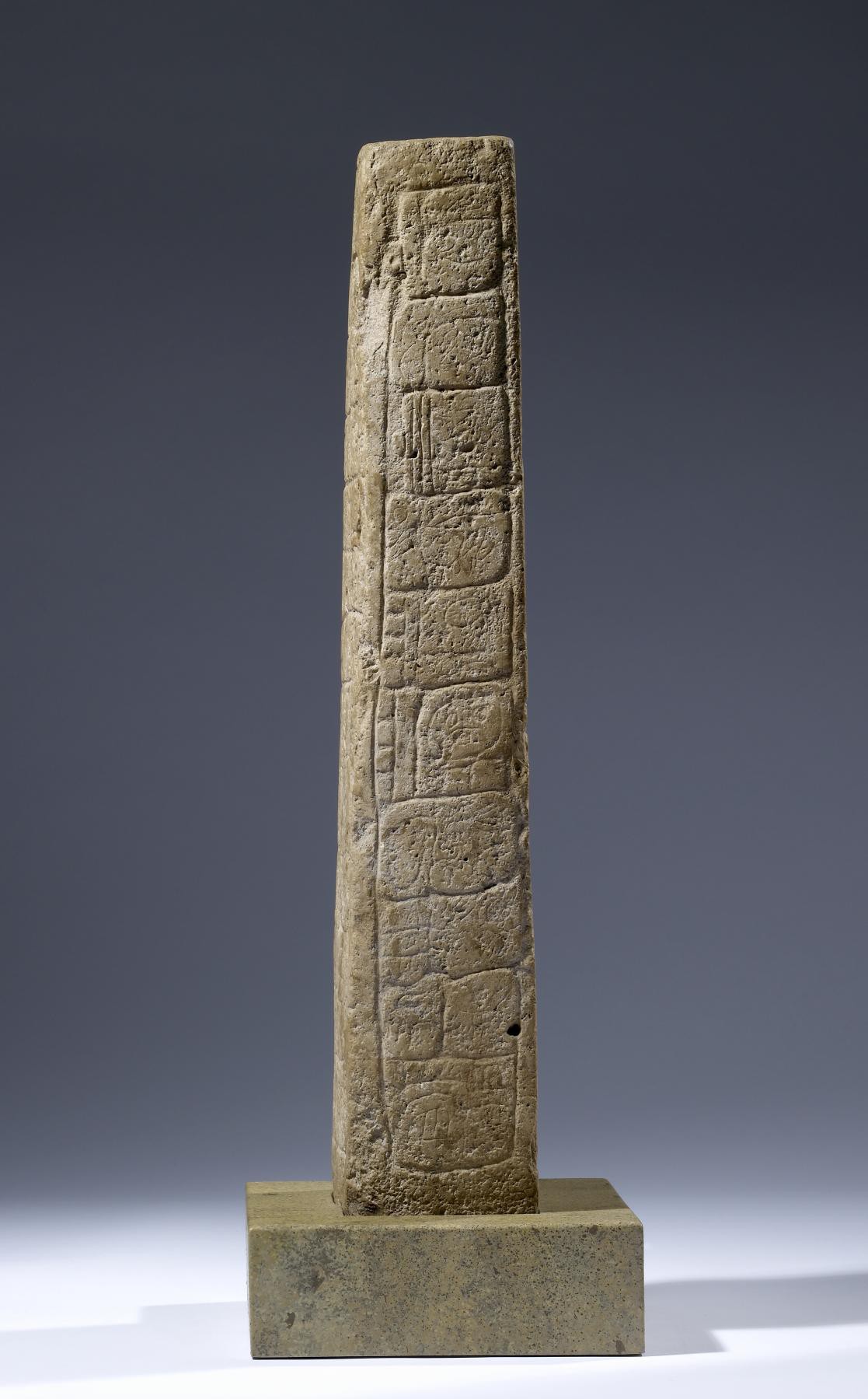 [OS] Miniature stela. Uaymil, Campeche, Mexico. Maya. 810 AD ...