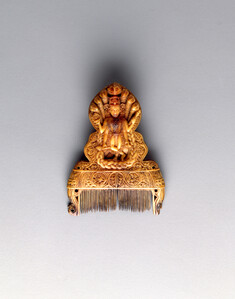Image for Comb with Vishnu and Peacock