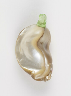 Image for Snuff Bottle with a Bat on a Shriveled Eggplant (?)