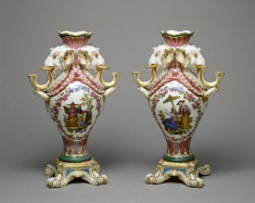 Pair of Vases (Vases à tête d'éléphant)