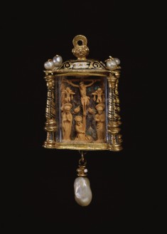 Pendant in the Shape of a Lantern with Christ's Crucifixion and Deposition