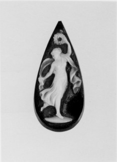 Cameo with Dancing Maenad