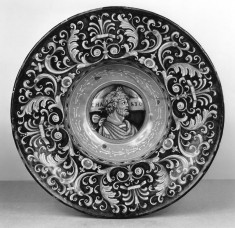 Dish with Roman Profile Head "Chasio"