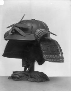 Helmet ("Kabuto")