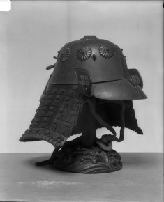 Kabuto (helmet) with chrysanthemum washers