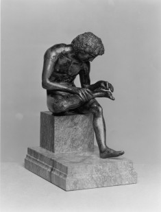 Boy Pulling a Thorn from His Foot (Spinario)