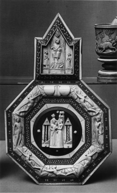 Paris in the arms of Hecuba