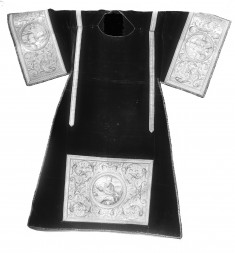 Dalmatic with orphreys; Prophets with scrolls