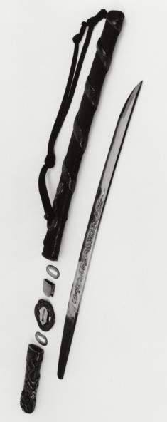 Short sword (wakizashi) with a large silver snake coiled around pine bark saya (includes 51.1269.1-51.1269.5)