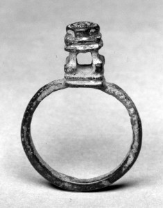 "Shrine" Type Ring, Perhaps Referring to the Holy Sepulchre
