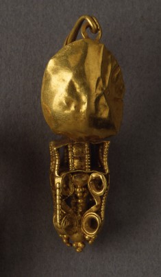 Earring