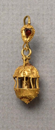 Earring