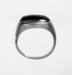 Ring with a Garnet