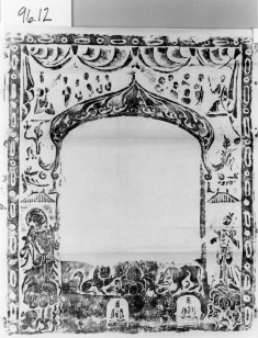 Niche frame with figures and lions