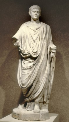 Emperor Wearing a Toga | 23.226 | The Walters Art Museum