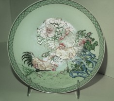 Dish with Roosters