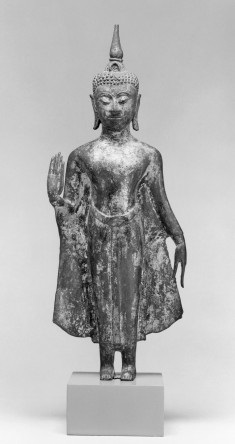 Standing Buddha in Abhayamudra