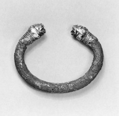 Bracelet with Lion Heads