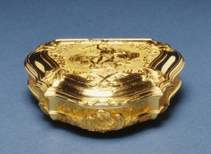Cartouche-Shaped Snuffbox with Jupiter
