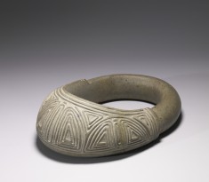 Yoke (Ballgame Trophy)