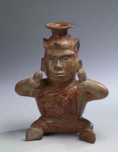 Dwarf-shaman Effigy Vessel