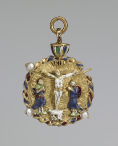 Pendant with the Crucifixion