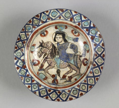 Bowl with Horseman Figure in Center and Diaper Pattern
