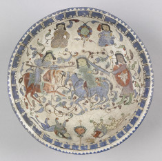 Bowl with Fighting Horsemen, Armed Figures, and Sphinx