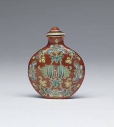 Snuff Bottle with Bees and Flowers