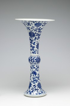 Vase in the Shape of a "Gu"
