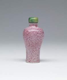 Snuff Bottle of Baluster Shape