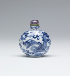 Snuff Bottle with Dragons