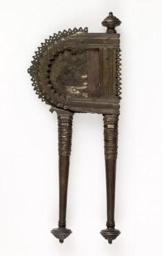 Betel-Nut Cutter