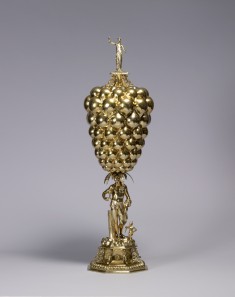 Covered "Grapes" Cup with Bacchus