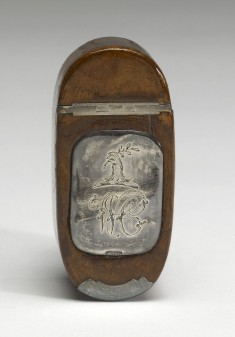Snuffbox with the Cooper Family Crest