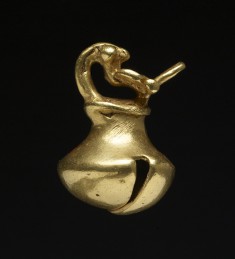 Bell Pendant of a Parrot