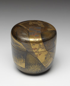 Covered jar for powdered tea/ natsume; Overlapping poem papers/shikishi