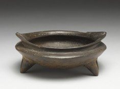 Tripod Dish