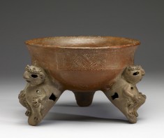 Tripod Vessel