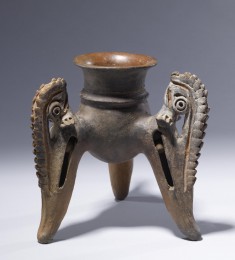 Tripod Vessel