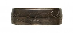 Fuchi with Floral Pattern
