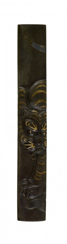 Kozuka with Tiger and Moon