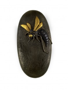 Kashira with a Wasp