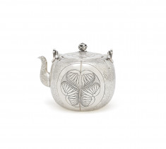 Sake Pot