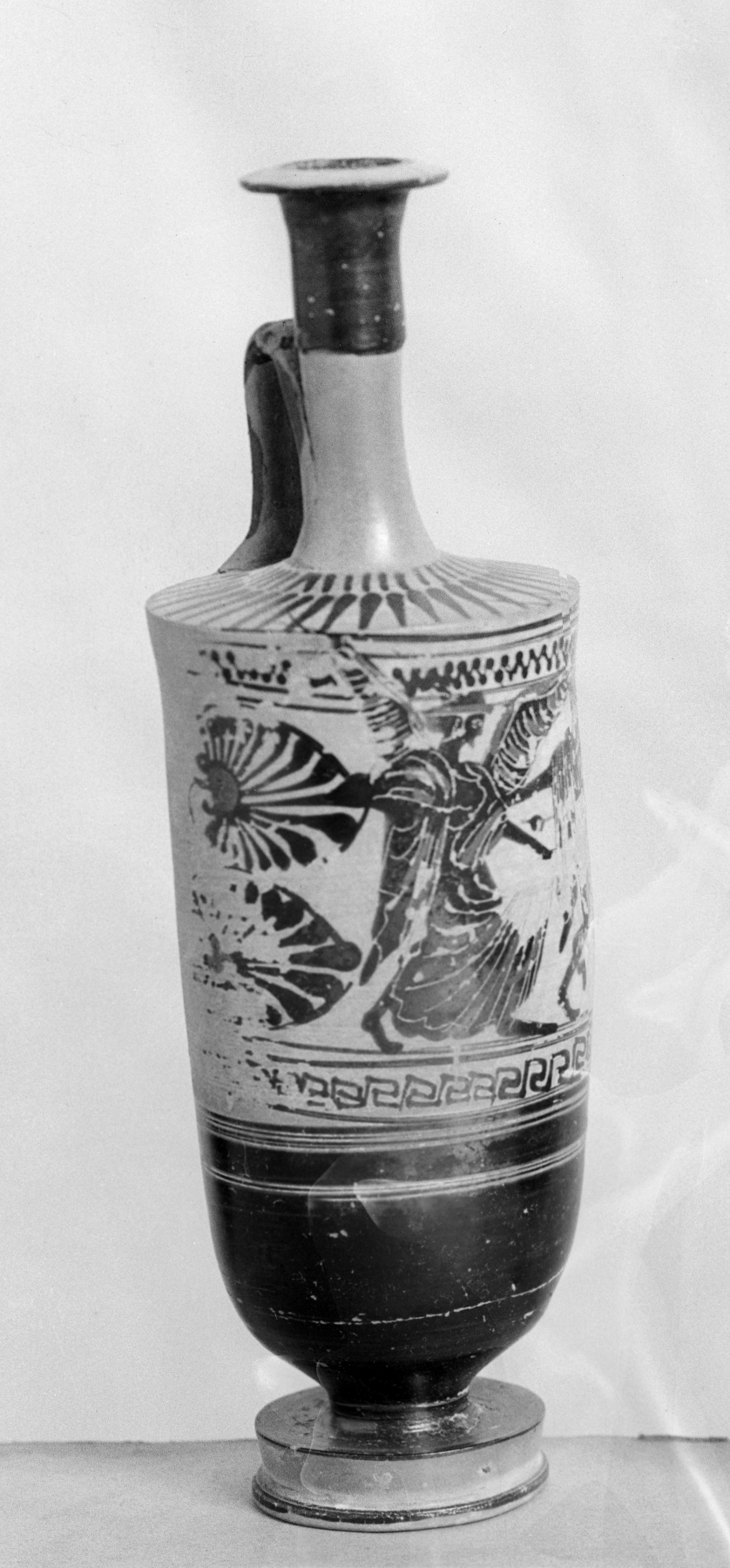 Lekythos with Hermes and Iris