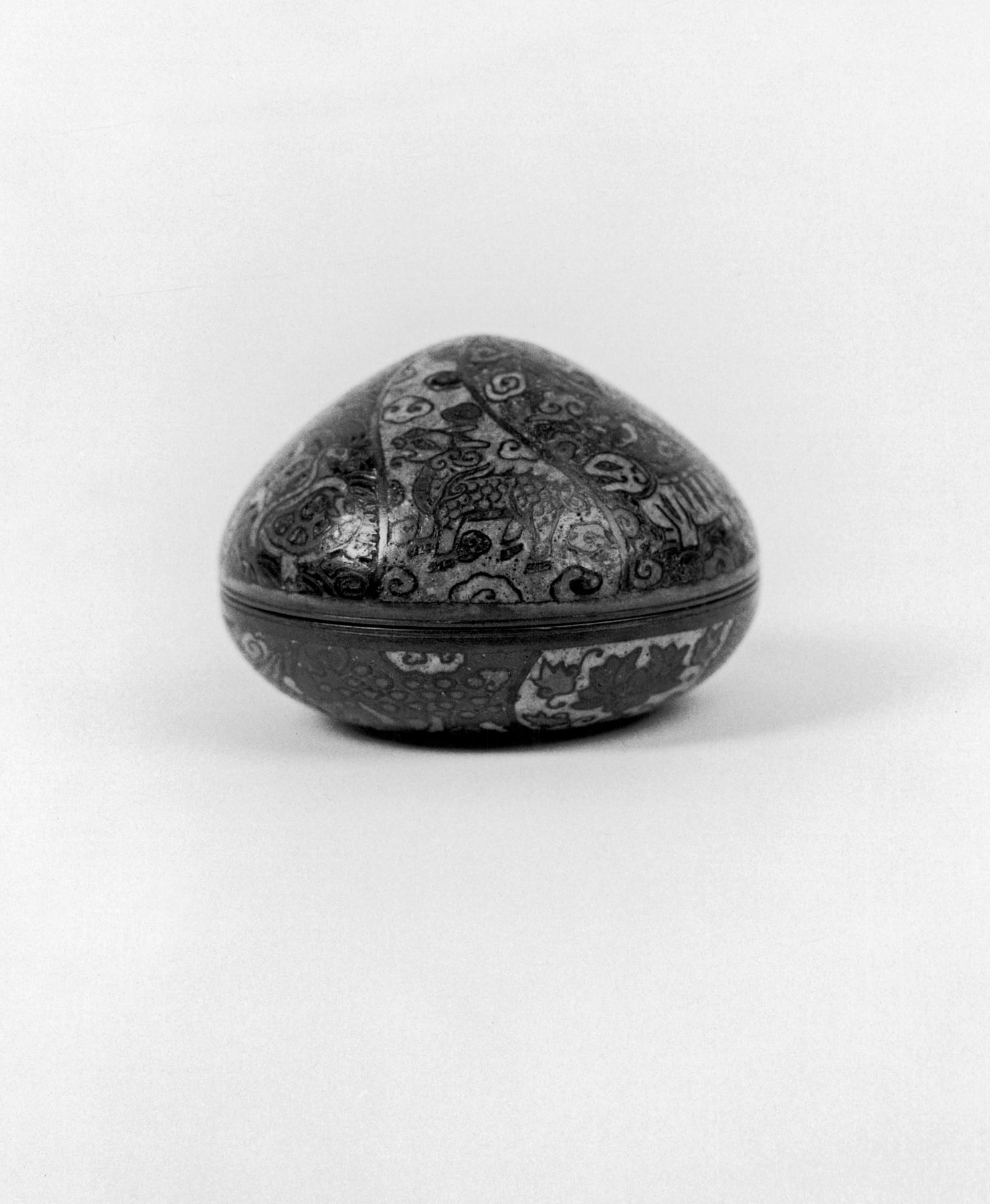 Small Box with Animals of the Four Directions