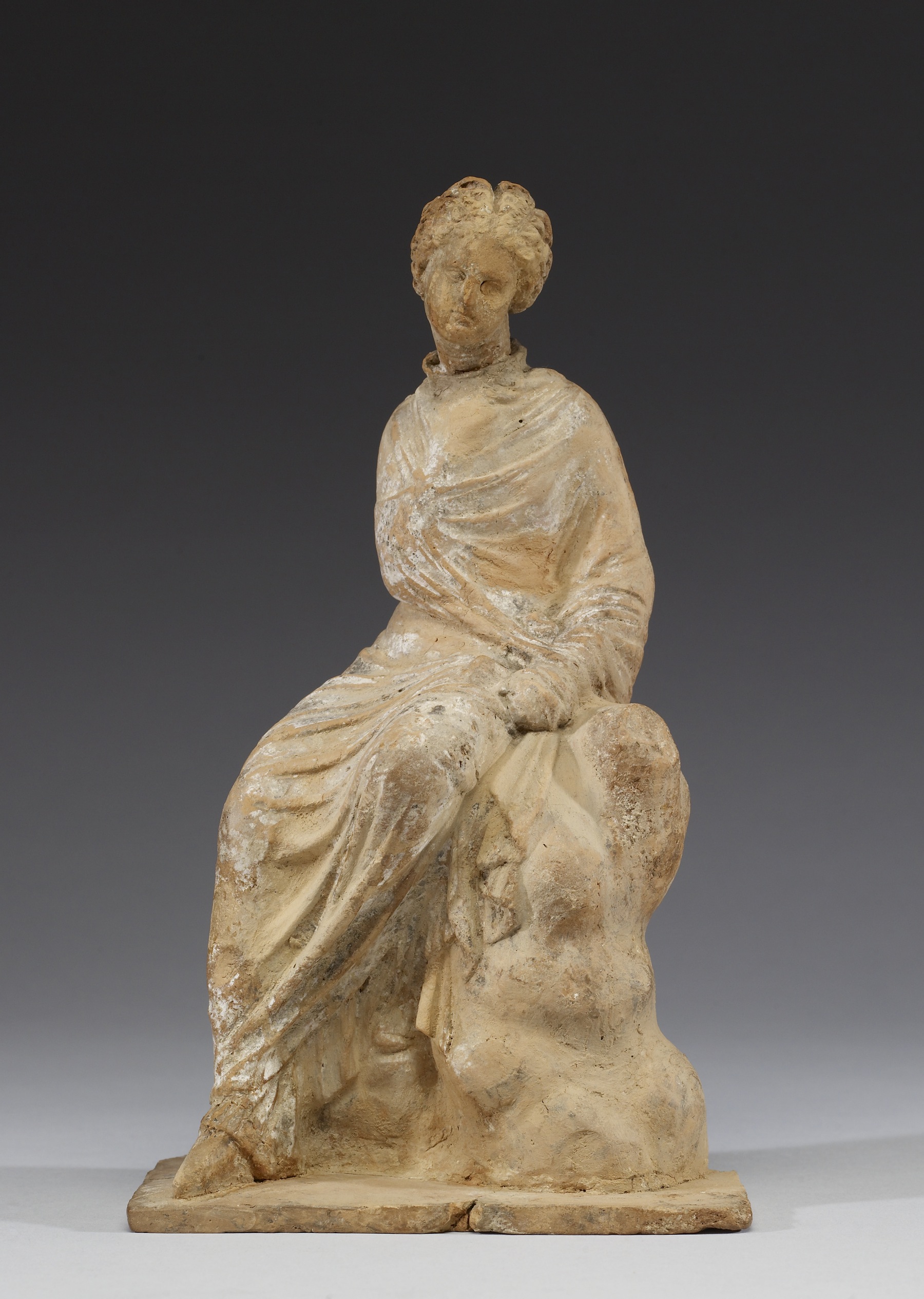 Seated Maiden with ""Melon"" Hairstyle